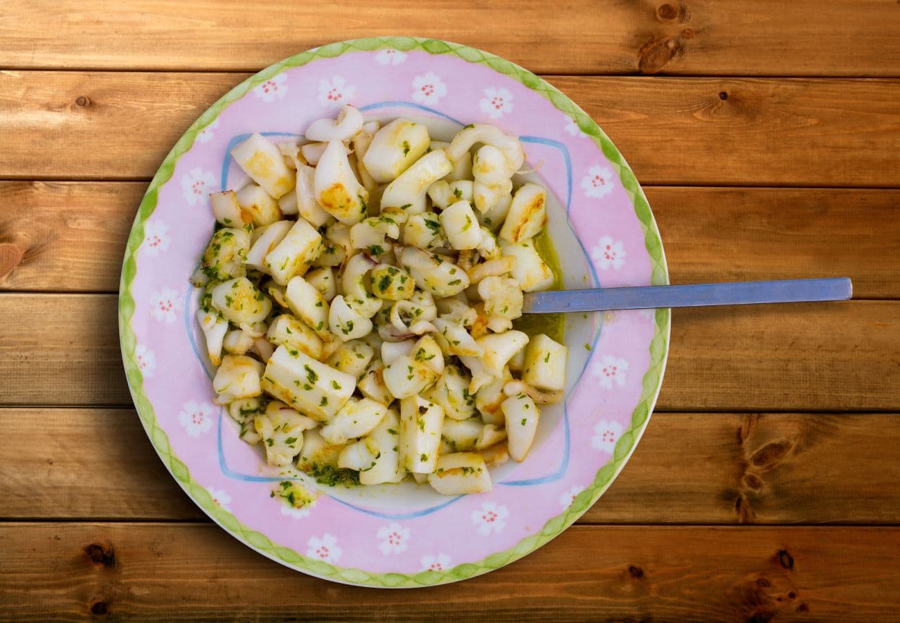 Sípia a la planxa amb all i julivert